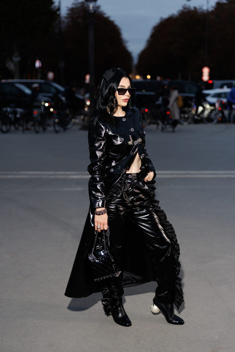 У показа Chanel в Париже — 1