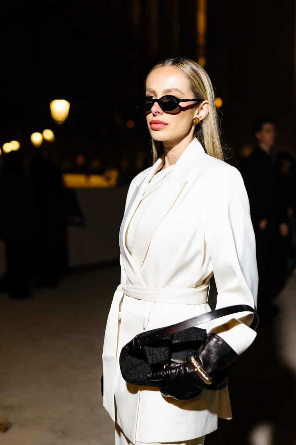 У показа Chanel в Париже — 26