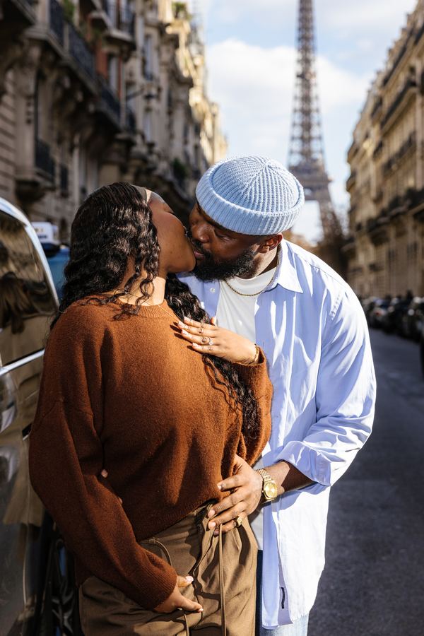 Couple, Eiffel Tower, Paris