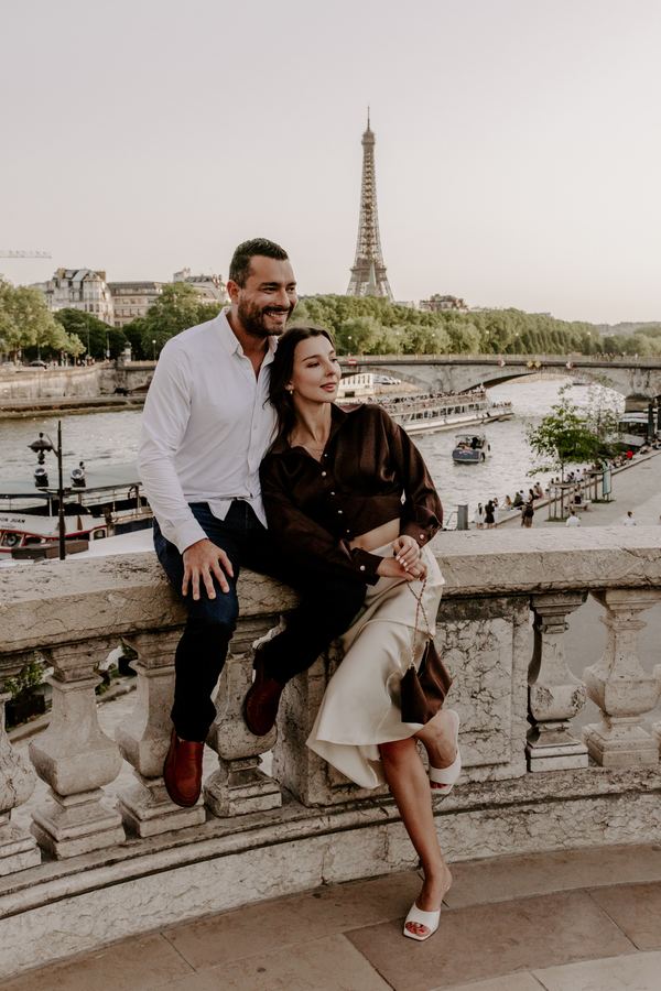 Couple, Pont Alexandre III, Paris at golden hour